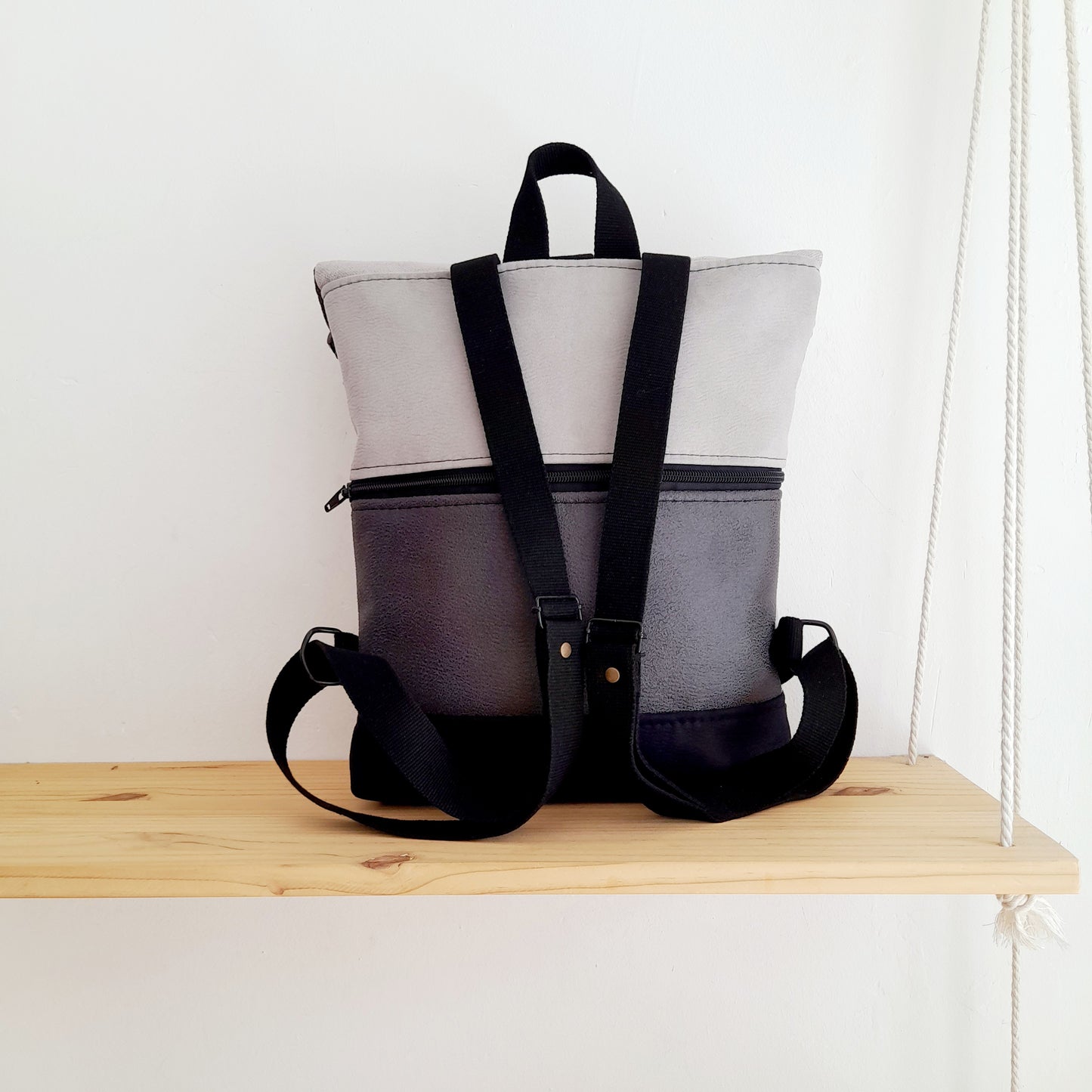 Rolltop de Hierbas altas rojas con negro y gris