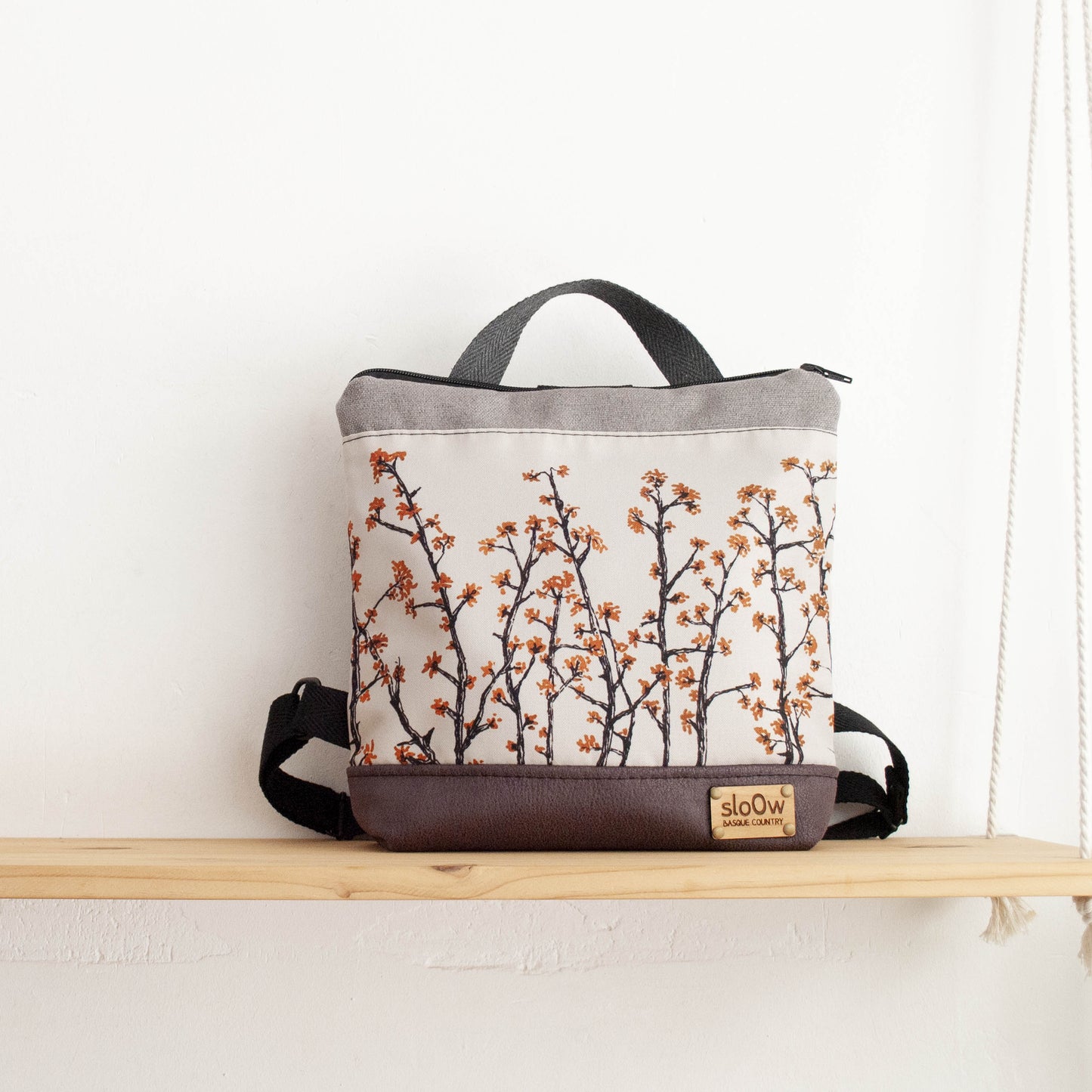 Mochila cuadrada Ramas japonesas grises con morado